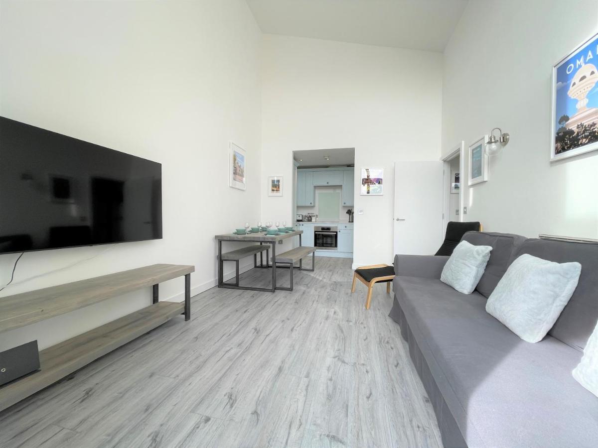 Penthouse Apartment W/ Parking Шеффілд Екстер'єр фото